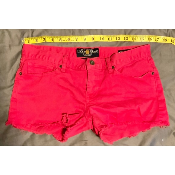 Lucky Brand Riley Short - Picture 3 of 8
